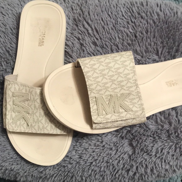 mk slides price